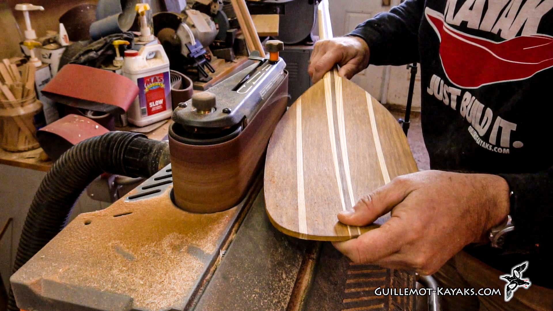 fishing: knowing handmade wooden canoe paddles